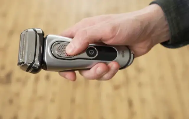 Jak bezpiecznie używać golarki damskiej bez podrażnień i siniaków