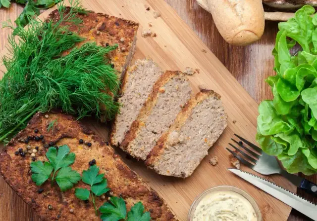 Jak przyprawić pasztet, by zyskał wyjątkowy smak i aromat