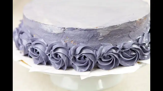 Jak zrobić różyczki na tort - proste techniki i najczęstsze błędy