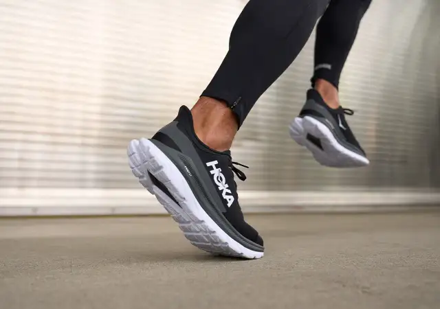 Jakie buty do biegania na bieżni, by uniknąć kontuzji i bólu?