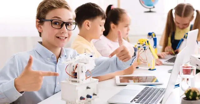 Jak stworzyć projekt edukacyjny miejsce w którym żyjemy w WOS?