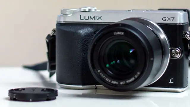 Jaki aparat bezlusterkowy wybrać? Najlepsze modele i porady