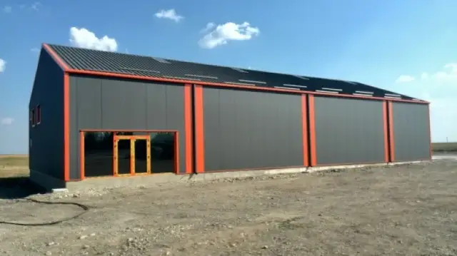 Ile kosztuje budowa magazynu? Sprawdź kluczowe czynniki wpływające na cenę