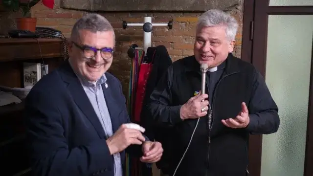 Jak skontaktować się z kardynałem Krajewskim? Aktualne dane kontaktowe i porady