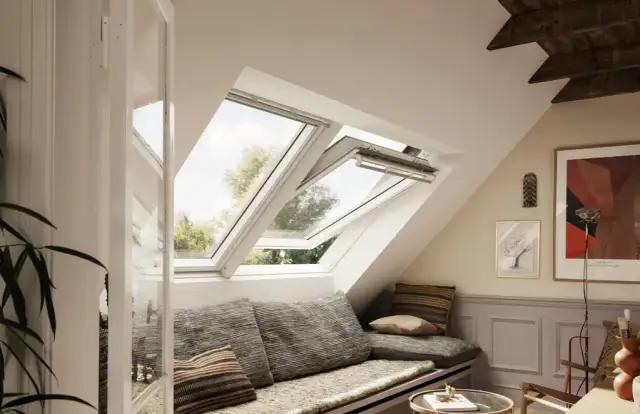 Okna dachowe plastik czy drewniane - co wybrać dla lepszej izolacji?