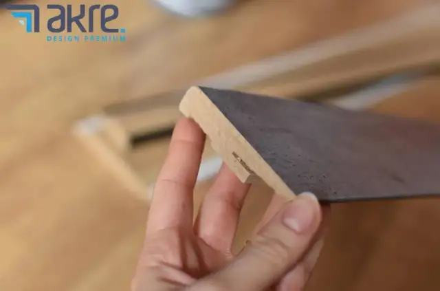 Prosty sposób jak zamontować listwy przy schodach: 5 praktycznych kroków