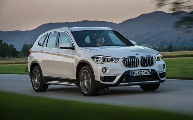 BMW X1 F48 – wymiary, osiągi, opinie użytkowników i wyposażenie