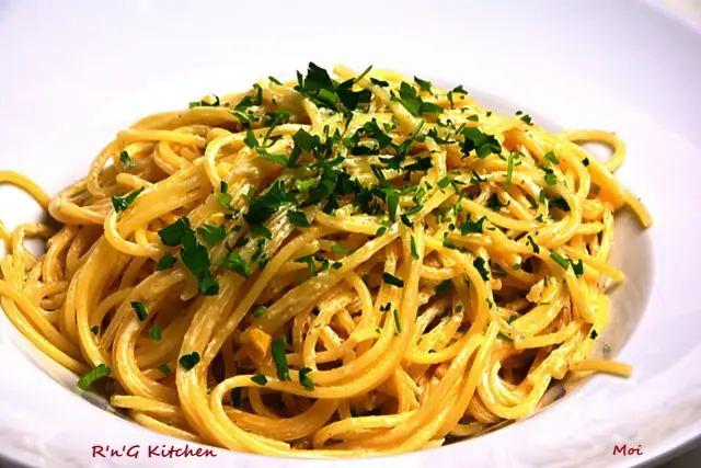 Pyszne spaghetti z porem: łatwe przepisy, które zaskoczą Twoje kubki smakowe