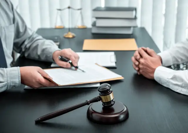 Kiedy złożyć wniosek o warunkowe umorzenie postępowania karnego?