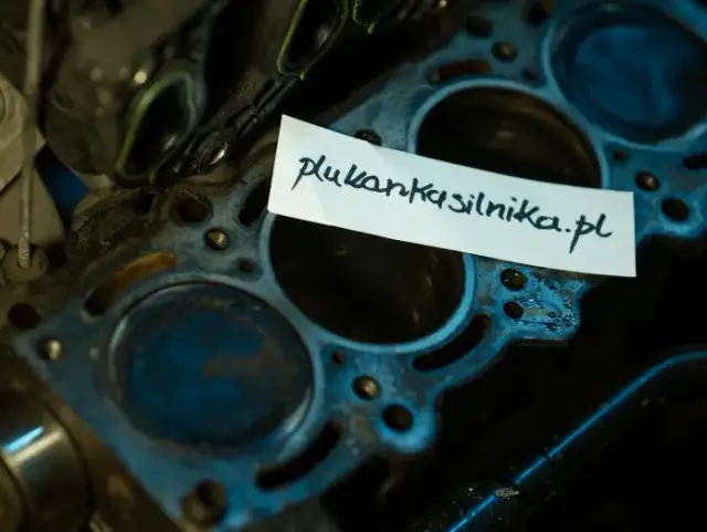 Czy plukanki do silnika są warte swojej ceny? Zalety, wady i praktyczne porady