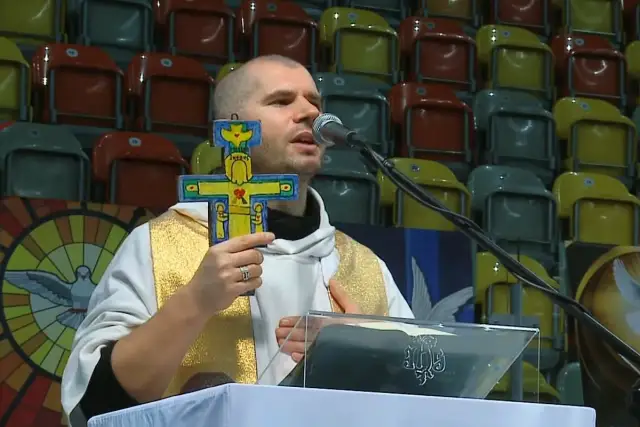 Kim jest ojciec Daniel z Czatachowej i jakie wywołuje kontrowersje?