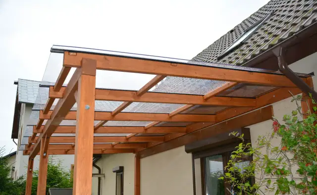 Czym pokryć dach tarasu? Najlepsze materiały, które warto znać