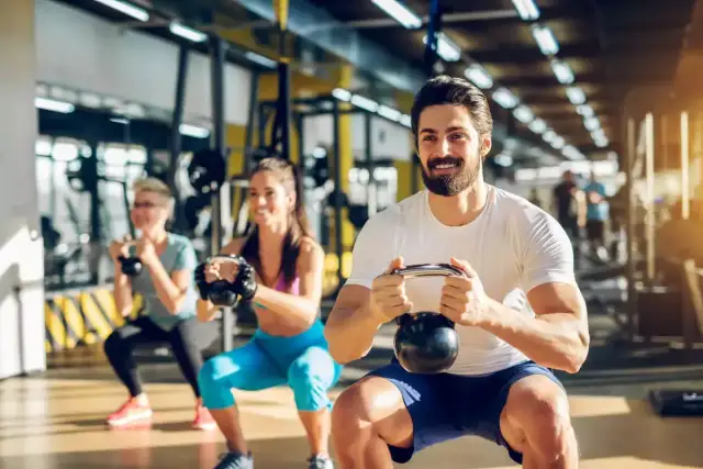 Trening fitness co to? Odkryj metody i korzyści dla zdrowia
