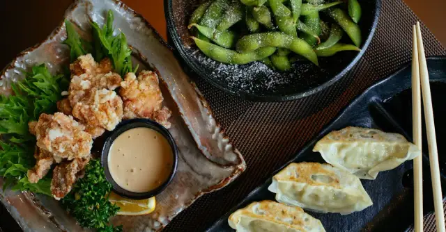 Błyskawiczny kurczak z warzywami po chińsku! Obiad w 15 minut