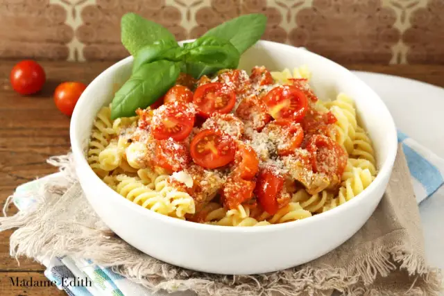 Jak zrobić makaron z sosem pomidorowym, unikając najczęstszych błędów