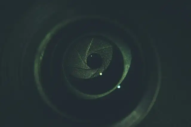 Najlepsze obiektywy do sesji w plenerze, które musisz znać