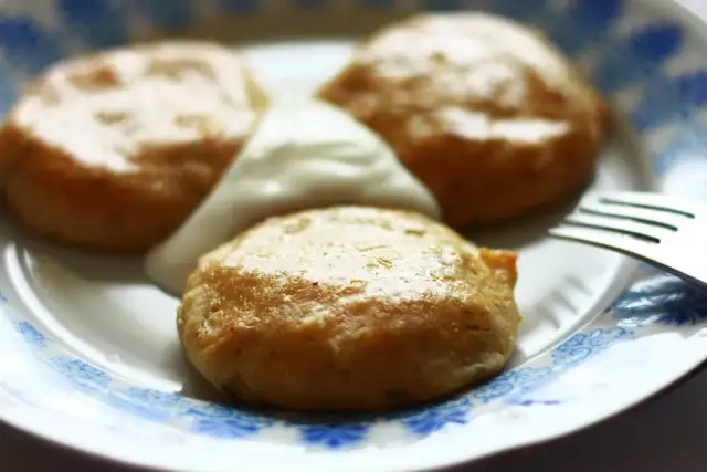 Co zrobić z ugotowanymi ziemniakami? 10 pysznych pomysłów na dania