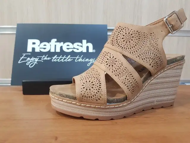Encuentra los mejores modelos de zapatos Refresh para tu estilo diario