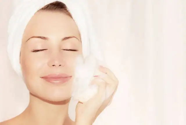 Co nałożyć po peelingu enzymatycznym, aby uniknąć podrażnień i zadbać o skórę?