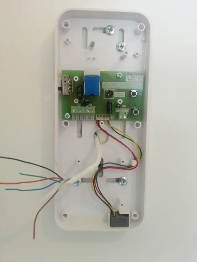 Jak podłączyć domofon 2-przewodowy Cyfral: 9 kroków instalacji