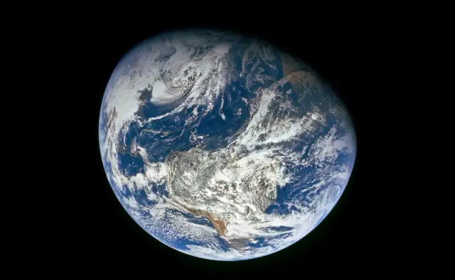 Tak naprawdę wygląda ziemia z kosmosu - fascynujący widok naszej planety