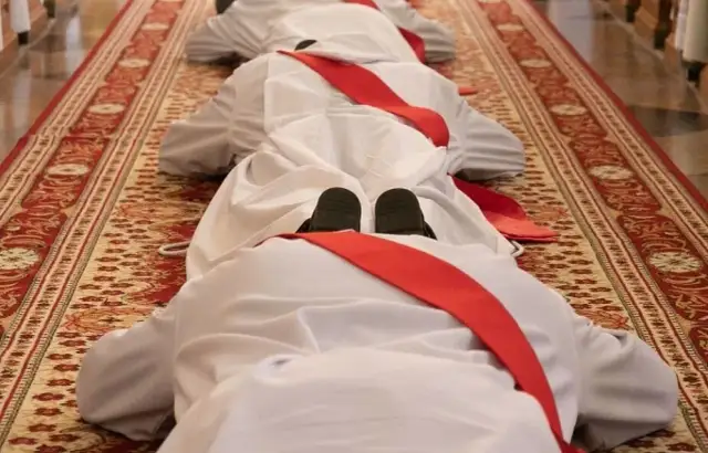 Czy ksiądz to zawód? Poznaj fakty i rozwiej wątpliwości na ten temat