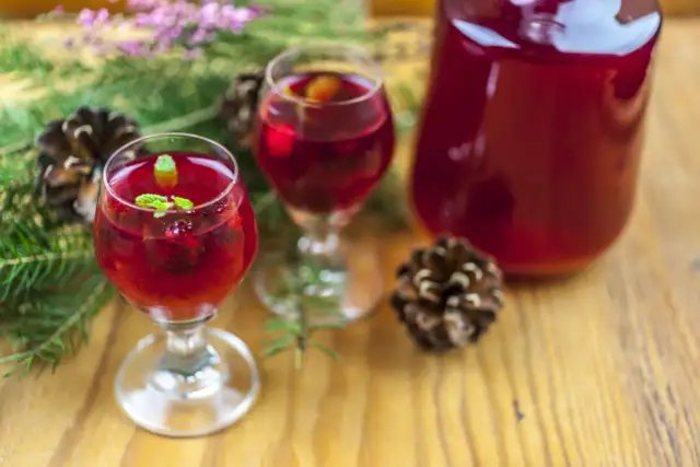 Czy można zrobić nalewkę z mrożonych owoców? Oto skuteczne przepisy!