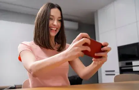 Jak nagrywać pionowe filmy dla TikTok, Reels i Shorts na profesjonalnym poziomie