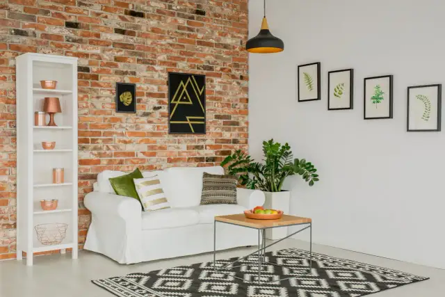 Wnętrze z charakterem? Postaw na cegłę