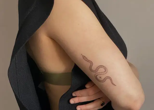 Poznaj ukryte znaczenie węża w kulturach i wierzeniach świata