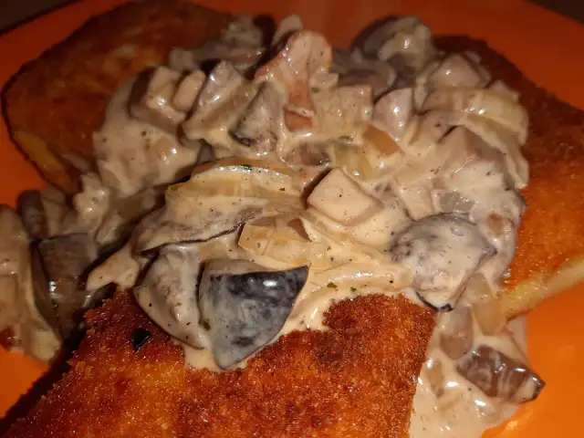 Idealny sos do krokietów z kapustą i grzybami, który zachwyci smakoszy