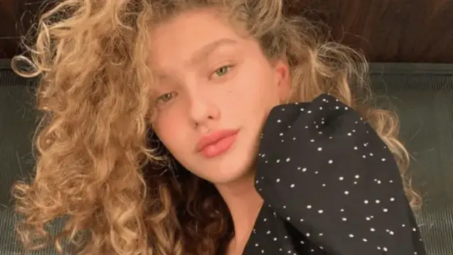 Jak zrobić loki na skarpetki bez użycia ciepła – prosta metoda na piękne włosy