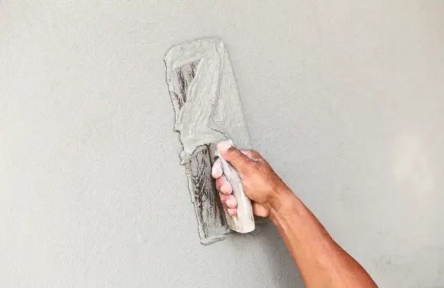 Jaka zaprawa do tynkowania - wybierz najlepszą dla swojego projektu