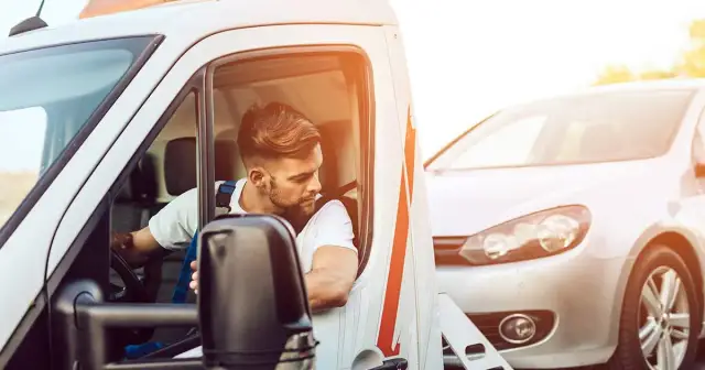 Jak uniknąć opłaty za holowanie i zaoszczędzić na kosztach?