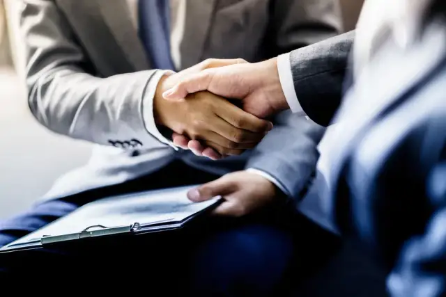 Czy adwokat może prowadzić inną działalność gospodarczą bez ryzyka?