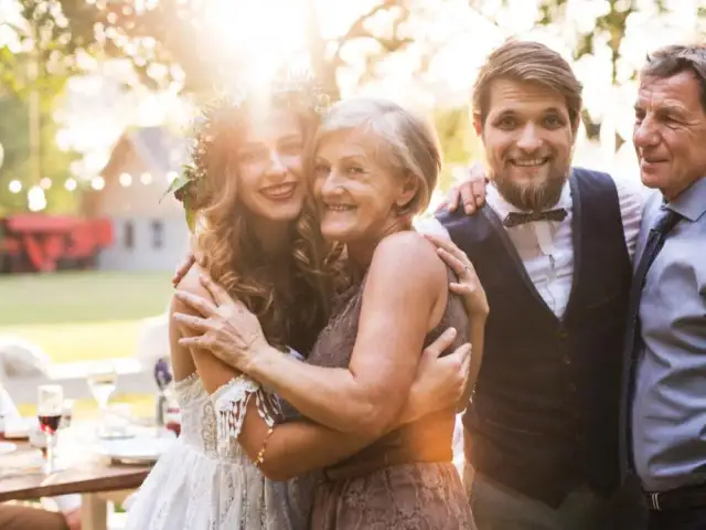 Jak zwracać się do teściów po ślubie? Sprawdź, co uniknąć i jak zachować się właściwie
