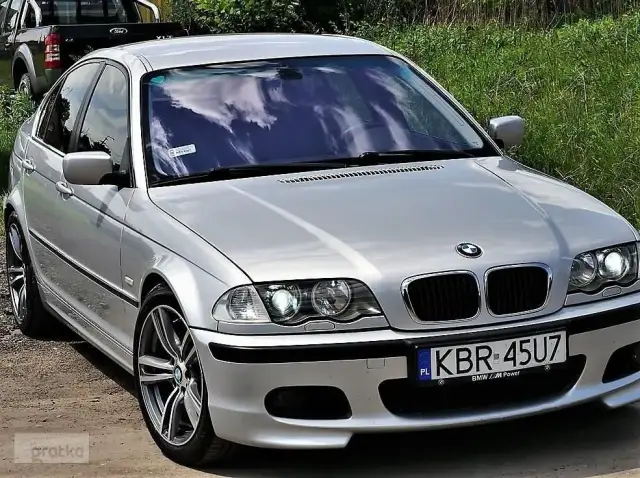 BMW E46 M pakiet – dlaczego warto zainwestować w ten model?