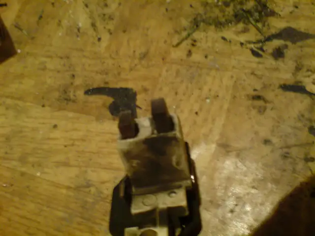 Jak wymienić szczotki w alternatorze passat b5 - uniknij kosztownych napraw