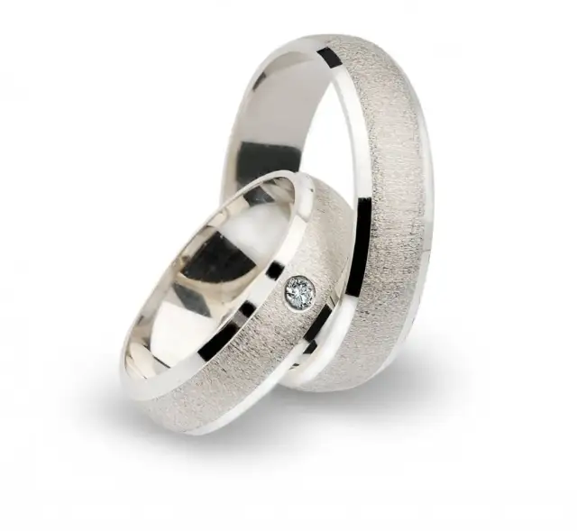 Srebrna obrączka - znaczenie i symbolika w różnych kulturach