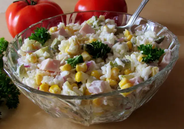 Jaki ryż do sałatek wybrać? Klucz do idealnych smaków i tekstur