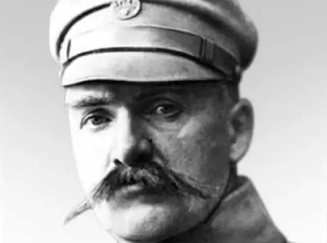 Józef Piłsudski kiedy się urodził? Odkryj jego fascynującą historię