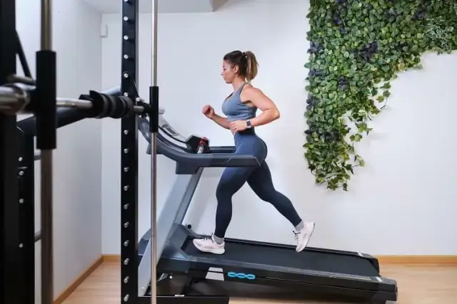 Czy na bieżni można schudnąć? Sprawdź skuteczne metody odchudzania
