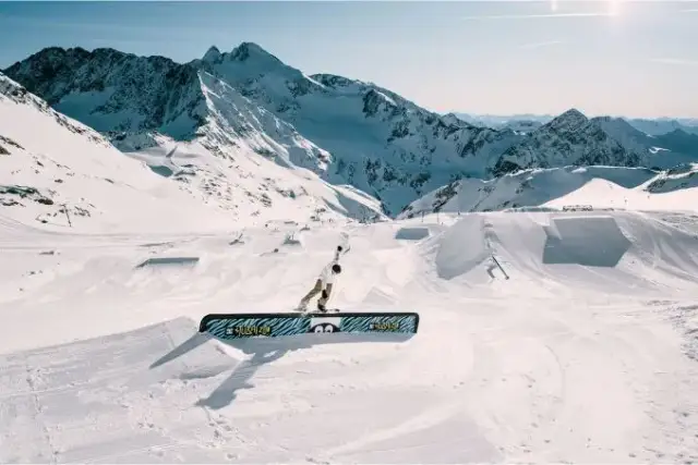 Stubai Snowpark - wszystkie linie dla freestylowców i atrakcje