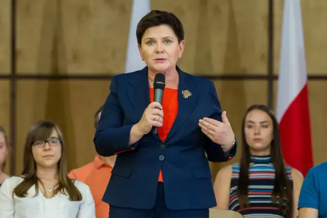Skąd pochodzi Beata Szydło? Zaskakujące fakty o jej życiu