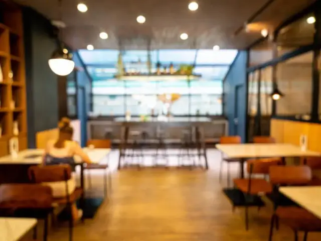 Hel gdzie zjeść poza sezonem – najlepsze restauracje otwarte zimą