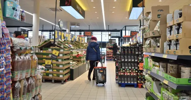 Jakie sklepy otwarte w wielkanoc? Sprawdź, gdzie zrobisz zakupy