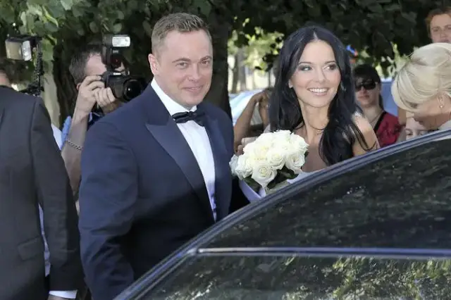 Kim jest Piotr Jeżyna? Poznaj męża Pauliny Sykut-Jeżyny