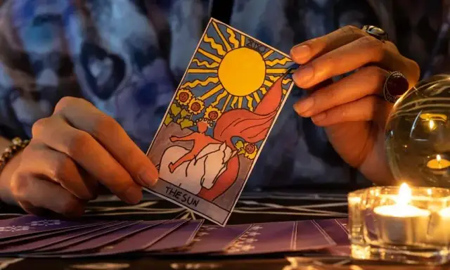 Tarot Bliźnięta - Horoskop Tygodniowy i Interpretacja