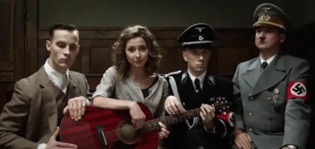 Film Ambassada zbiera krytyczne opinie widzów - Dlaczego się nie udał?