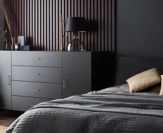 Co postawić na komodę w sypialni, aby odmienić wnętrze?